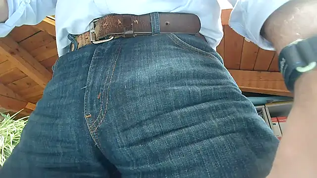 Snapshot of TWENTYONE0021 chatting on 6, 3, 2025 TWENTYONE0021 online show from 6, 3, 2025