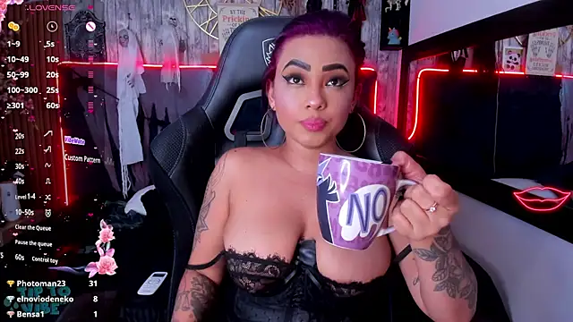 Snapshot of Neko_Misaki chatting on 10, 1, 2025 Neko Misaki online show from 10, 1, 2025