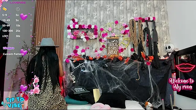 Snapshot of Neko_Misaki chatting on 15, 10, 2025 Neko Misaki online show from 15, 10, 2025