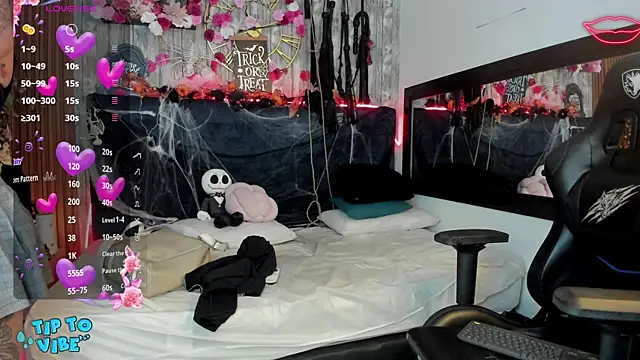 Snapshot of Neko_Misaki chatting on 8, 11, 2025 Neko Misaki online show from 8, 11, 2025