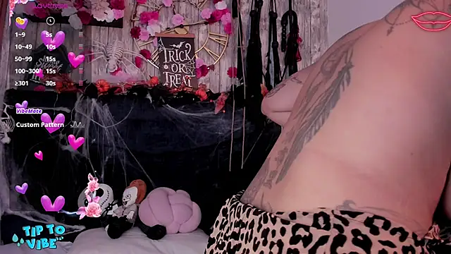 Snapshot of Neko_Misaki chatting on 11, 11, 2025 Neko Misaki online show from 11, 11, 2025