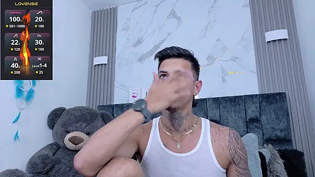 Snapshot of JAYCOB00 chatting on 15, 12, 2025 JAYCOB00 online show from 15, 12, 2025