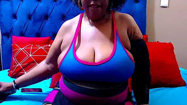 Snapshot of ebonycandy10 chatting on 9, 3, 2025 ebonycandy10 online show from 9, 3, 2025