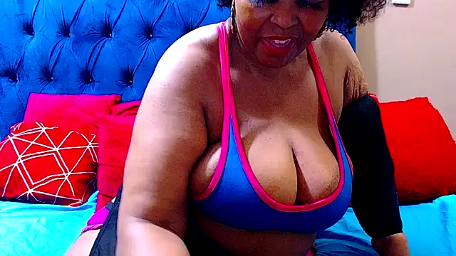 Snapshot of ebonycandy10 chatting on 9, 3, 2025 ebonycandy10 online show from 9, 3, 2025