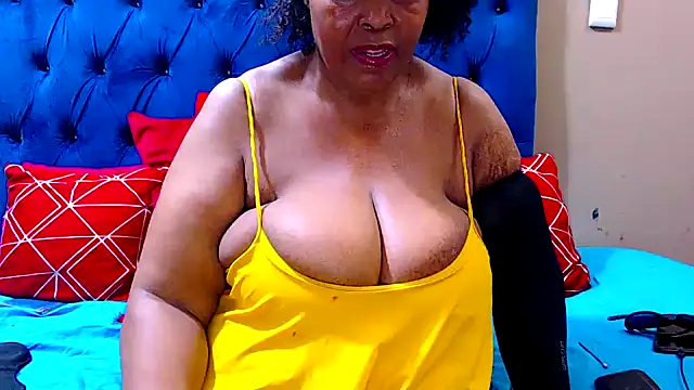 Snapshot of ebonycandy10 chatting on 14, 3, 2025 ebonycandy10 online show from 14, 3, 2025