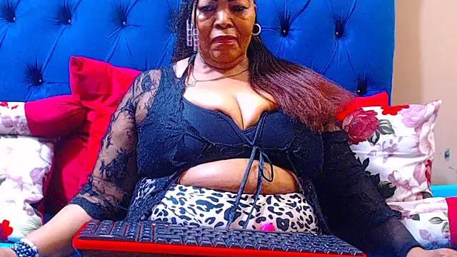 Snapshot of ebonycandy10 chatting on 1, 10, 2025 ebonycandy10 online show from 1, 10, 2025