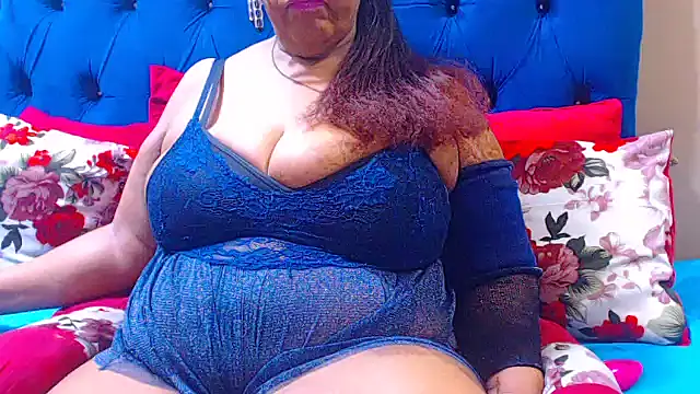 Snapshot of ebonycandy10 chatting on 11, 10, 2025 ebonycandy10 online show from 11, 10, 2025
