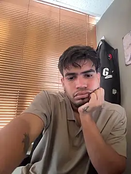 Snapshot of jaden_98_ chatting on 20, 12, 2025 jaden 98 online show from 20, 12, 2025