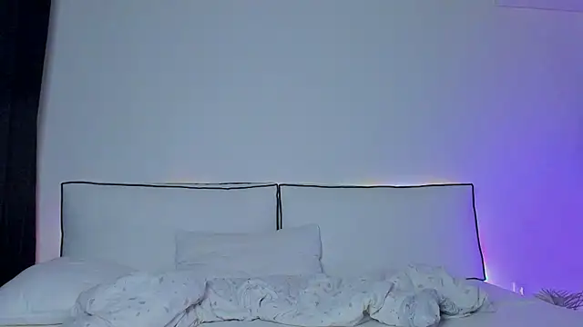 haileyishere online show from 19, 1, 2025