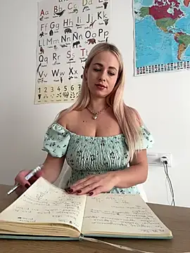 streetdoll online show from 6, 2, 2025