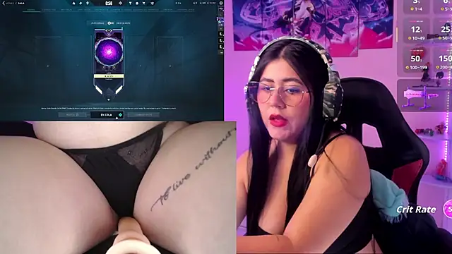 Snapshot of DanielaHang chatting on 7, 11, 2025 DanielaHang online show from 7, 11, 2025