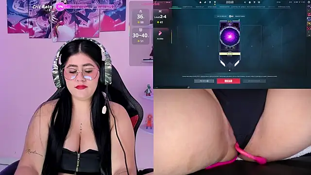 Snapshot of DanielaHang chatting on 17, 11, 2025 DanielaHang online show from 17, 11, 2025