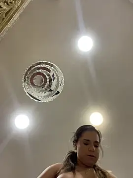 Snapshot of ThaniaJones chatting on 19, 3, 2026 ThaniaJones online show from 19, 3, 2026