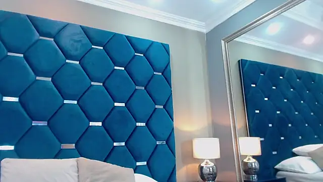 Snapshot of ThaniaJones chatting on 25, 3, 2026 ThaniaJones online show from 25, 3, 2026