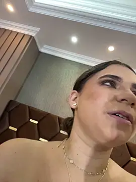 Snapshot of ThaniaJones chatting on 8, 4, 2026 ThaniaJones online show from 8, 4, 2026