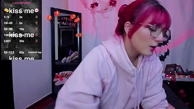 Dafne Moon online show from 18, 10, 2025