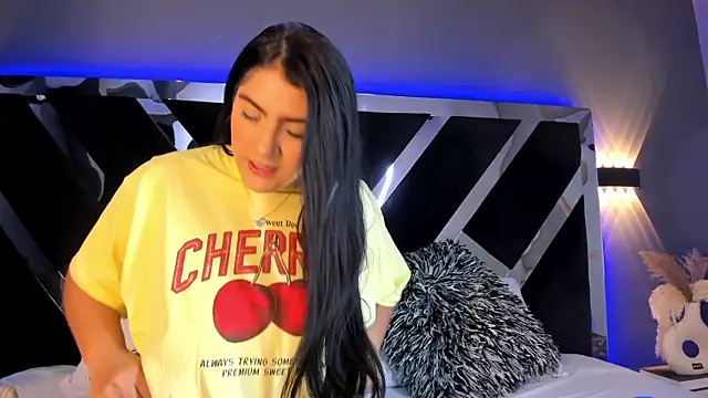 PaulinaDuarte online show from 6, 2, 2025