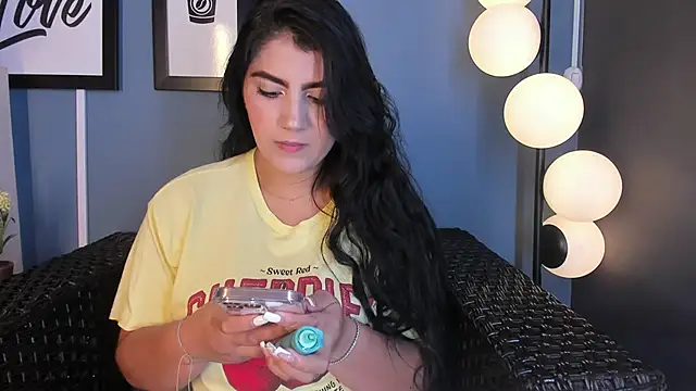 PaulinaDuarte online show from 14, 2, 2025