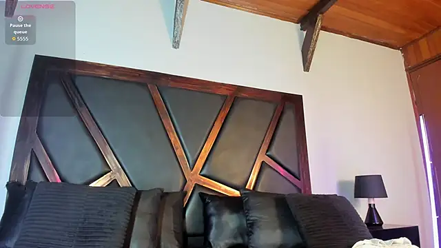 EmiliWilliams online show from 11, 2, 2026