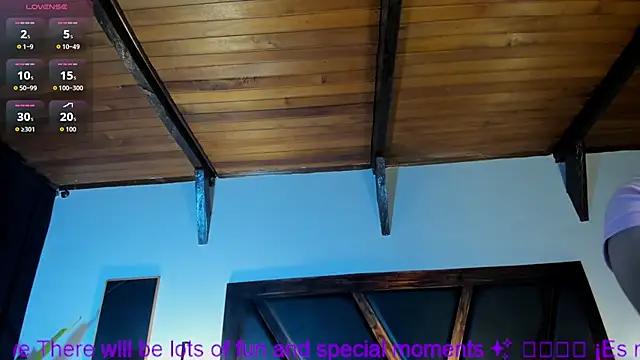 EmiliWilliams online show from 7, 4, 2026