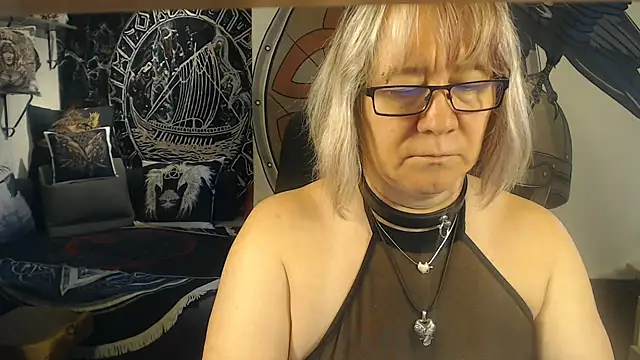 Snapshot of TittenMichelle chatting on 26, 9, 2025 TittenMichelle online show from 26, 9, 2025