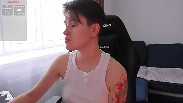 Snapshot of JessieFlower chatting on 22, 11, 2025 JessieFlower online show from 22, 11, 2025