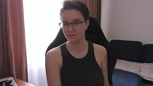 Snapshot of JessieFlower chatting on 9, 5, 2026 JessieFlower online show from 9, 5, 2026