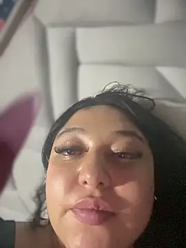 Snapshot of Kym_Owens chatting on 9, 10, 2025 Kym Owens online show from 9, 10, 2025