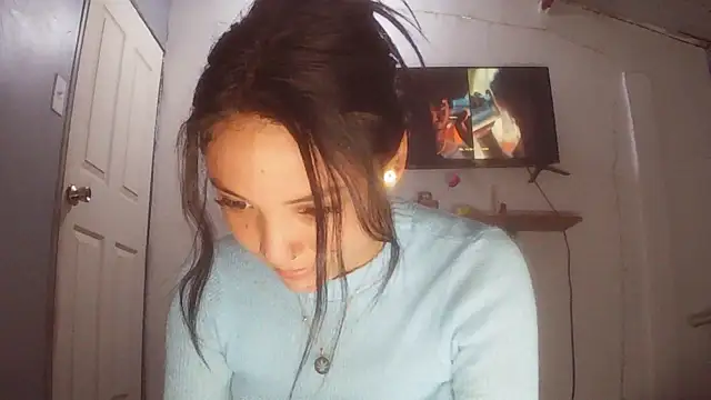 Snapshot of linzeysmith4 chatting on 25, 2, 2026 linzeysmith4 online show from 25, 2, 2026