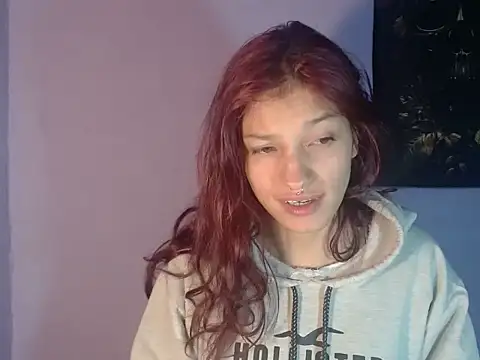 Snapshot of Emma-Wilson chatting on 9, 7, 2026 Emma-Wilson online show from 9, 7, 2026