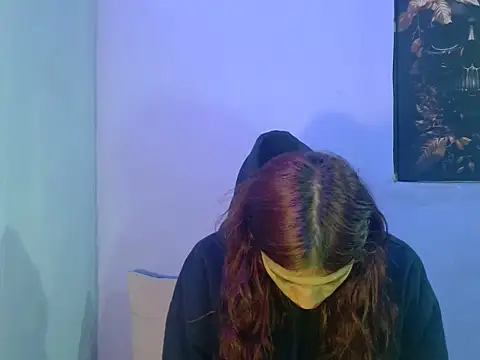 Snapshot of Emma-Wilson chatting on 14, 7, 2026 Emma-Wilson online show from 14, 7, 2026
