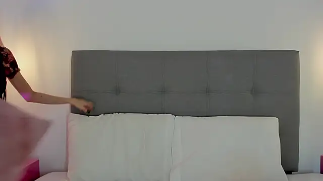 Snapshot of MALENA-ANGEL chatting on 3, 12, 2024 MALENA-ANGEL online show from 3, 12, 2024