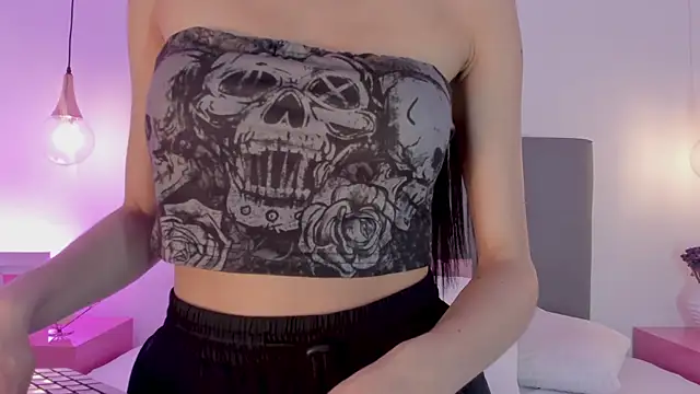 Snapshot of MALENA-ANGEL chatting on 10, 12, 2024 MALENA-ANGEL online show from 10, 12, 2024