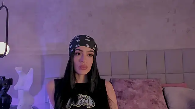 Snapshot of MALENA-ANGEL chatting on 4, 10, 2025 MALENA-ANGEL online show from 4, 10, 2025