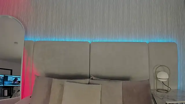 Snapshot of MALENA-ANGEL chatting on 10, 10, 2025 MALENA-ANGEL online show from 10, 10, 2025