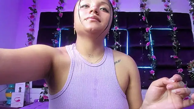 Snapshot of sweelanna__ chatting on 21, 2, 2025 sweelanna online show from 21, 2, 2025
