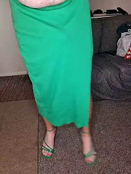 Snapshot of ellie-tv chatting on 30, 10, 2025 ellie-tv online show from 30, 10, 2025