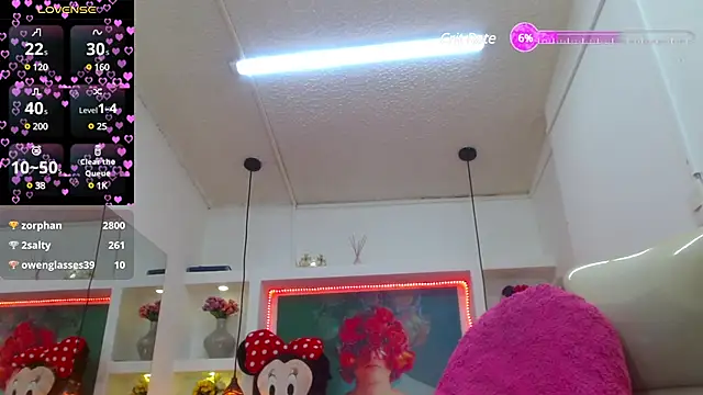 lorenapinto online show from 24, 2, 2025