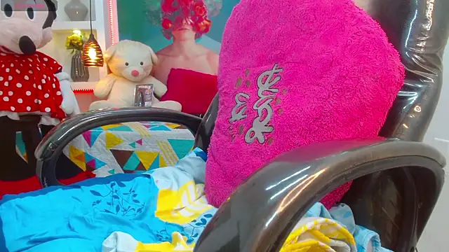 lorenapinto online show from 13, 3, 2025