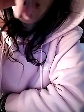 freyamoret online show from 25, 1, 2025