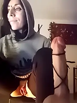 freyamoret online show from 14, 3, 2025