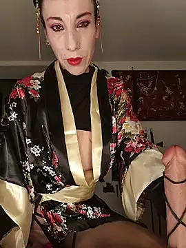 freyamoret online show from 19, 5, 2026