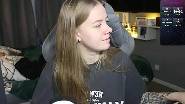 candy maggie online show from 16, 12, 2024