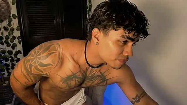 Young laroi online show from 2, 3, 2025