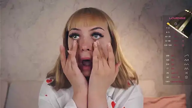 KateDolphin online show from 1, 3, 2025