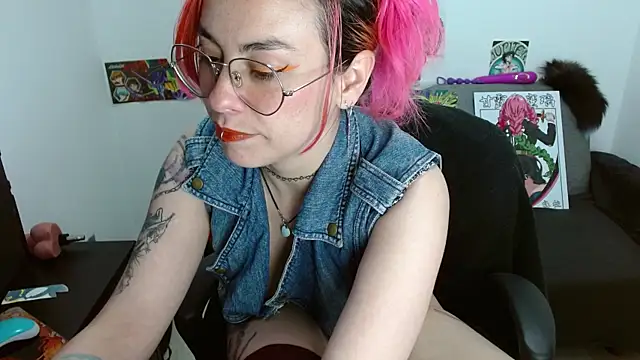 natasha laulau online show from 10, 11, 2025