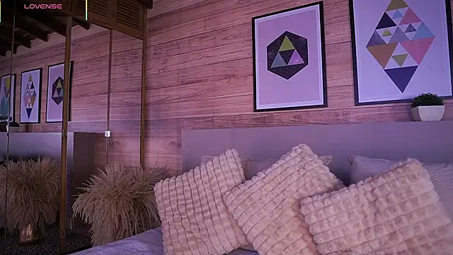 AmmyScott online show from 4, 12, 2025