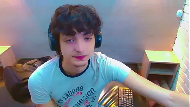 Sr BonnyEthan online show from 18, 12, 2025