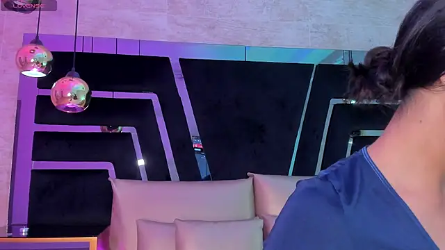 DaraBeckett online show from 9, 11, 2025