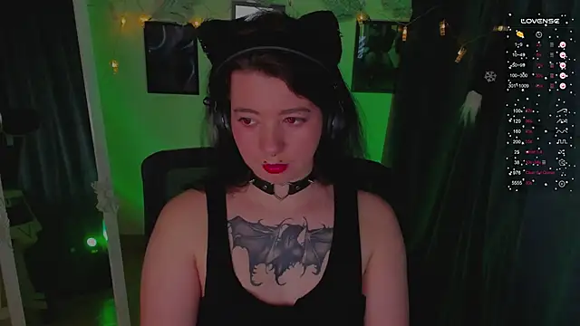 Snapshot of Sam_Mystery chatting on 18, 12, 2024 Sam Mystery online show from 18, 12, 2024